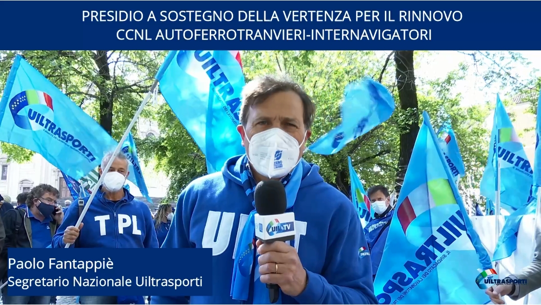 Presidio a sostegno della vertenza per il rinnovo CCNL Autoferrotranvieri-Internavigatori [VIDEO]