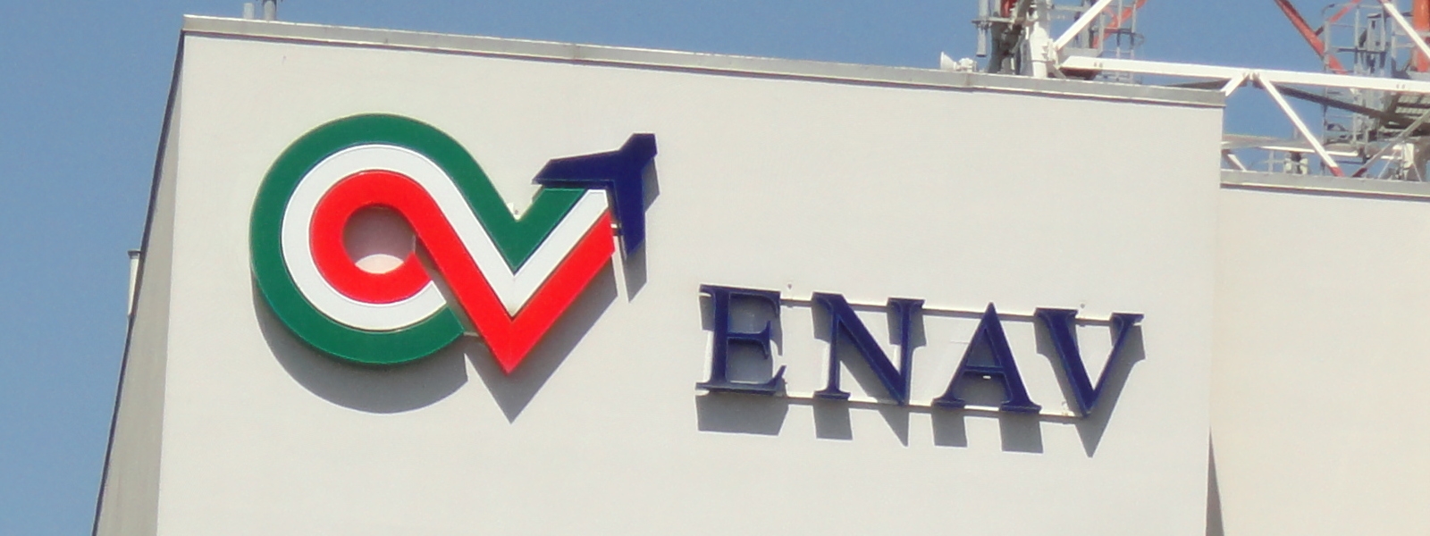 Sciopero Enav 25 novembre: il Mit lo riduce a 4 ore