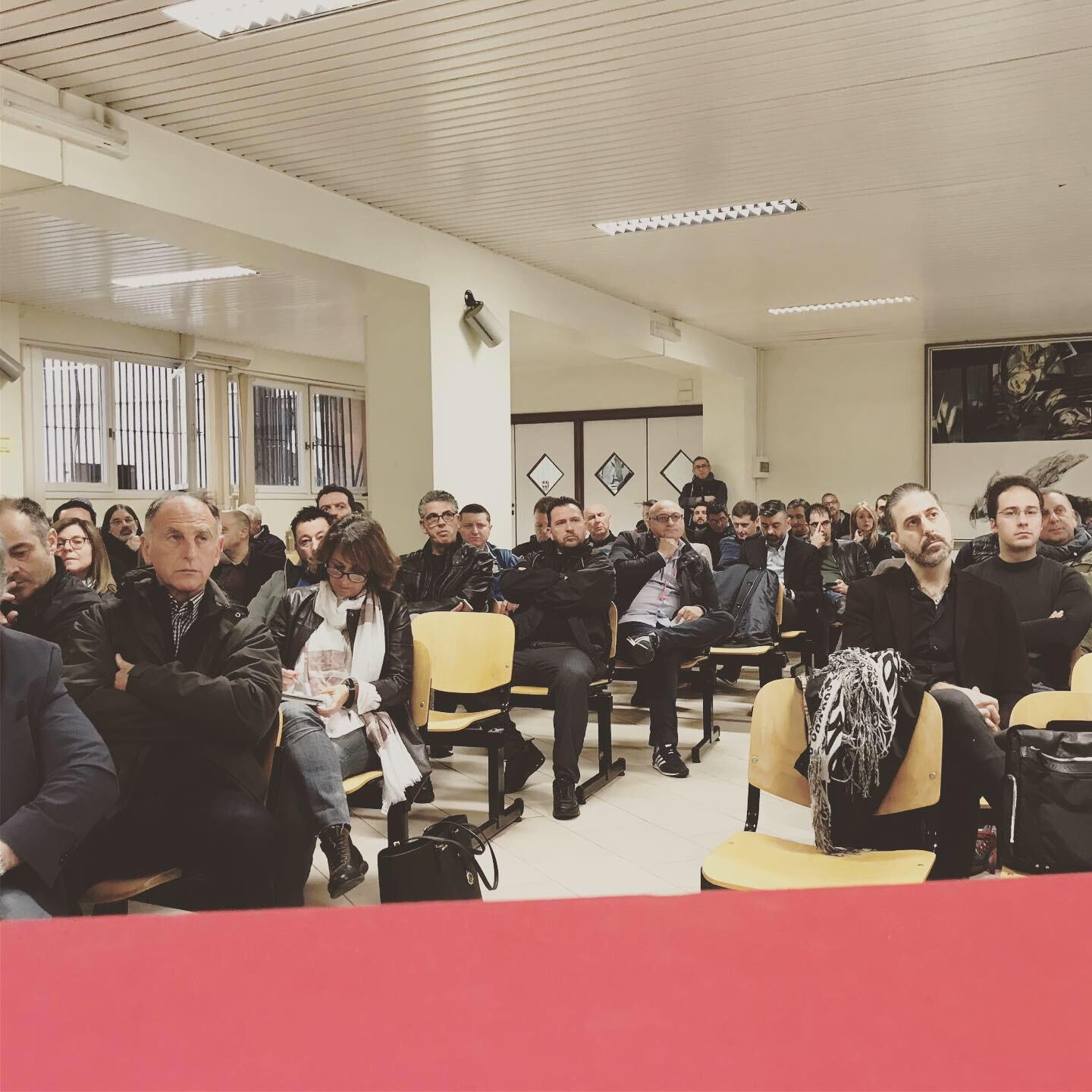 Trasporto aereo: Sindacati, confermato 21 maggio stop di 24 ore
