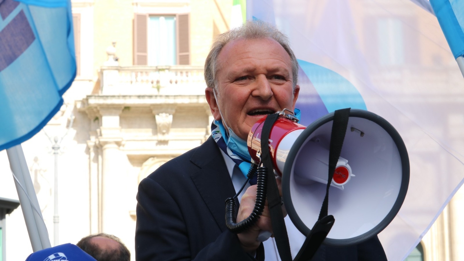 Audizione Uiltrasporti in Commissione riunite Trasporti e Attività produttive Camera su crisi Alitalia