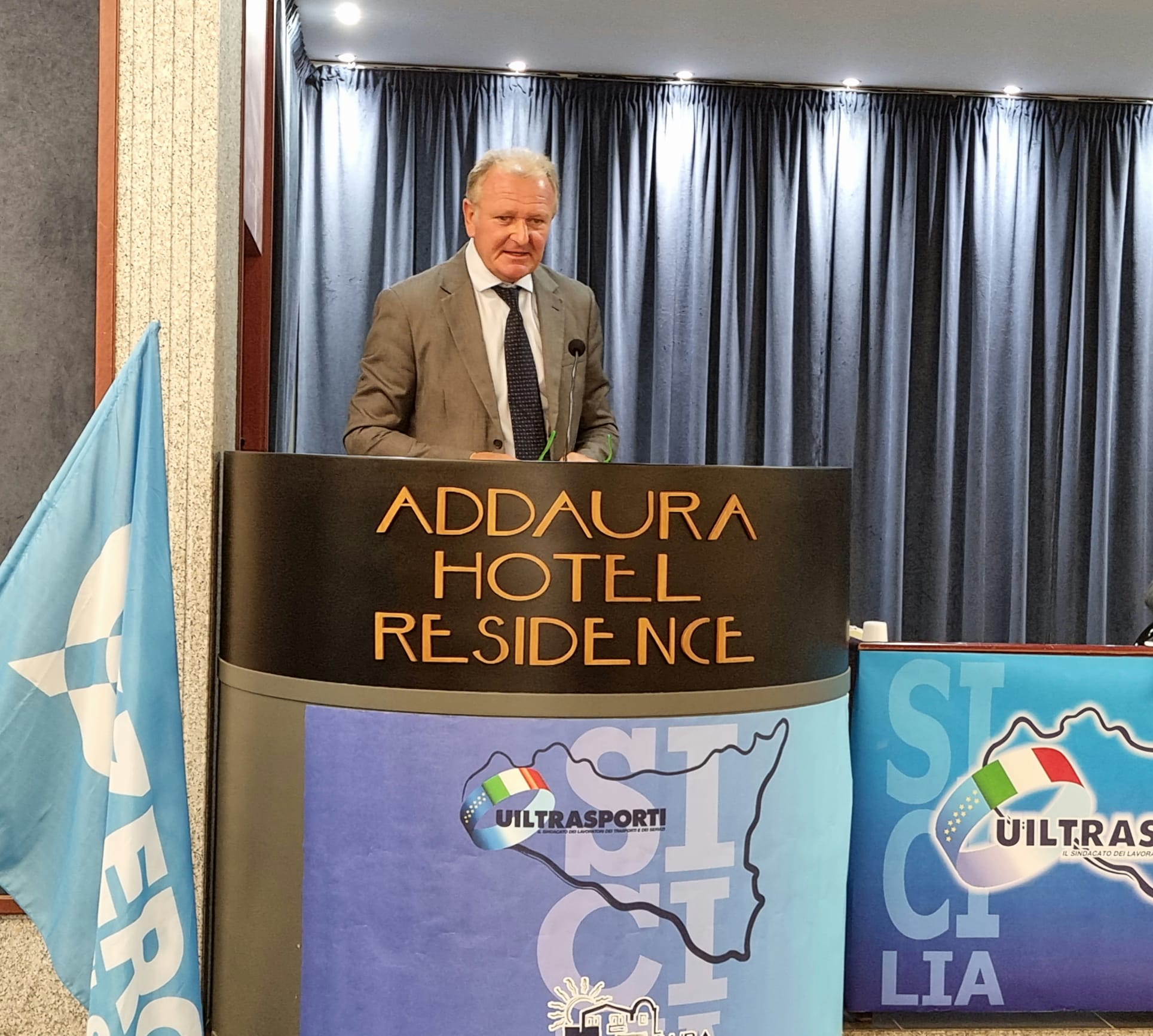 Il Segretario Generale Uiltrasporti Claudio Tarlazzi e la Segreteria Nazionale, presenti ai lavori del Consiglio Regionale della Uiltrasporti Sicilia