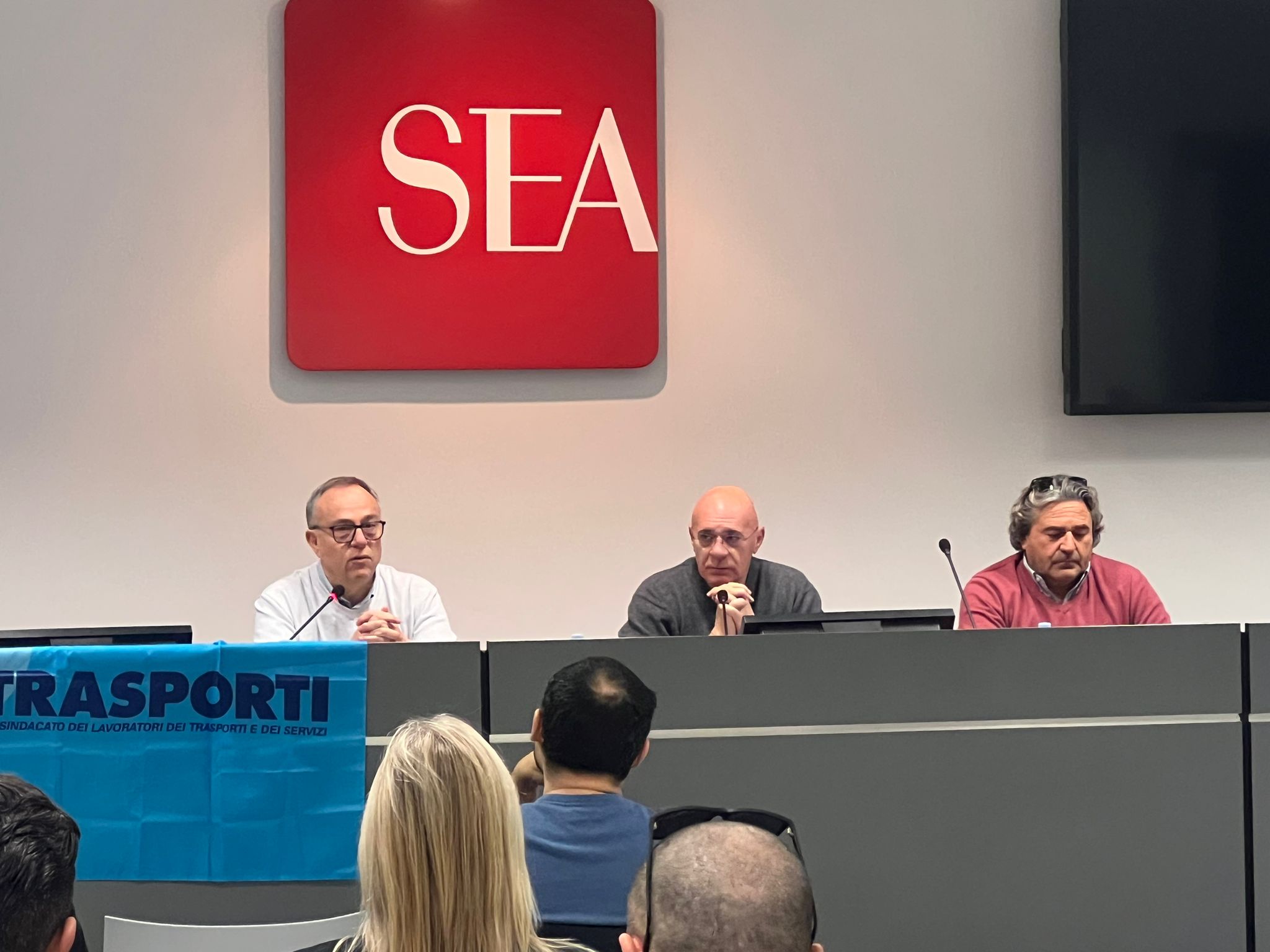 <strong>Easyjet e AGS: Uiltrasporti, si devono rispettare i lavoratori. No al dumping sociale</strong>