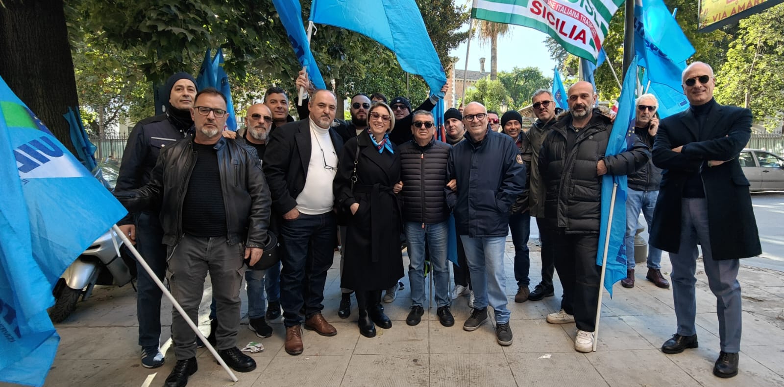 Marittimi, presidio davanti alla Prefettura di Palermo