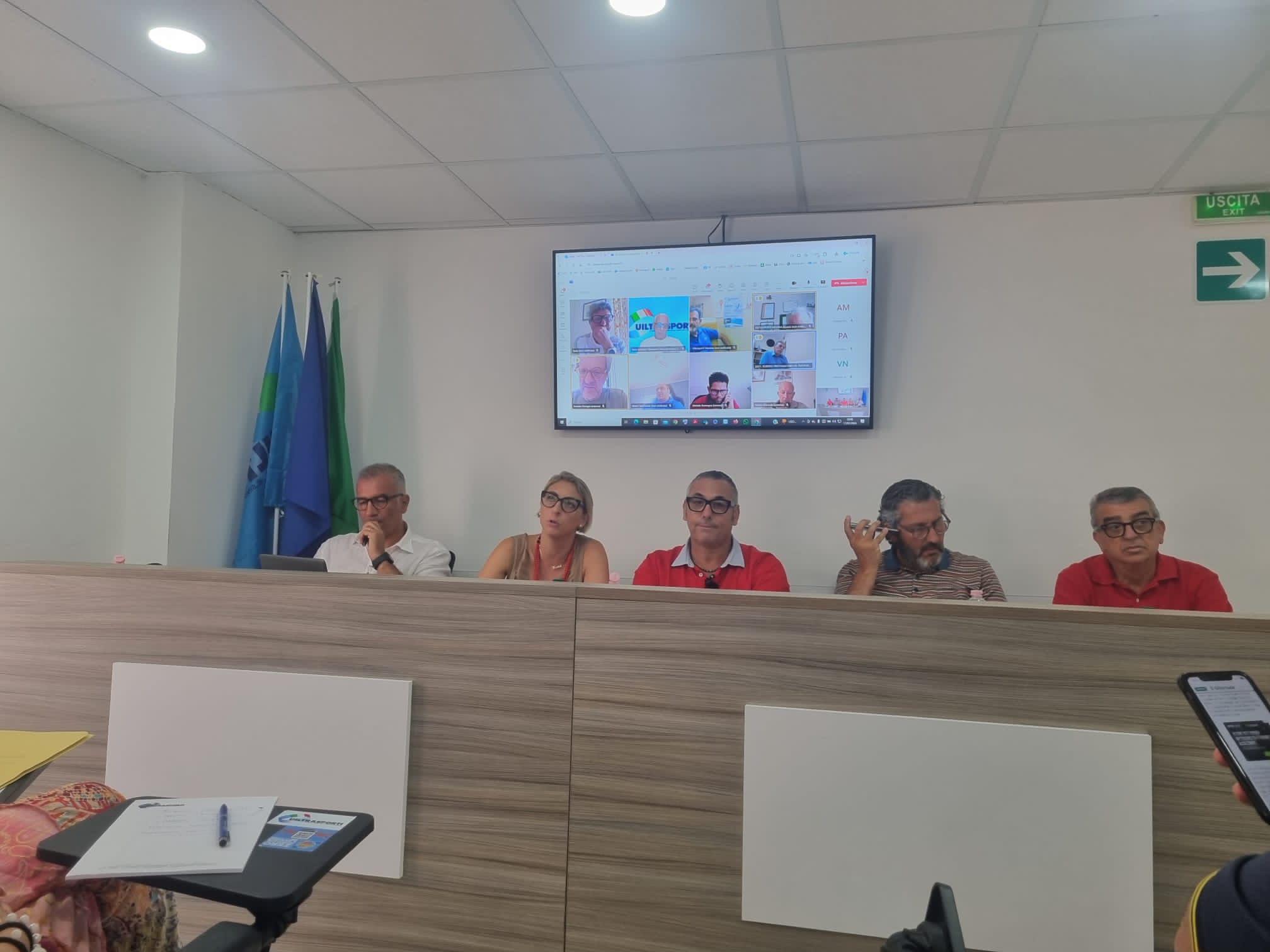 Uiltrasporti Sicilia. 𝗟𝗮 𝗦𝗲𝗴𝗿𝗲𝘁𝗮𝗿𝗶𝗮 𝗚𝗲𝗻𝗲𝗿𝗮𝗹𝗲 Katia Di Cristina: "𝗟𝗮 𝗨𝗶𝗹𝘁𝗿𝗮𝘀𝗽𝗼𝗿𝘁𝗶 𝗶𝗺𝗽𝗲𝗴𝗻𝗮𝘁𝗮 𝘀𝘂 𝗽𝗶𝘂̀ 𝗳𝗿𝗼𝗻𝘁𝗶, 𝗱𝗮𝗹𝗹𝗮 𝗺𝗼𝗯𝗶𝗹𝗶𝘁𝗮𝘇𝗶𝗼𝗻𝗲 𝗮𝗹 𝗿𝗲𝗳𝗲𝗿𝗲𝗻𝗱𝘂𝗺 𝗽𝗲𝗿 𝗮𝗯𝗿𝗼𝗴𝗮𝗿𝗲 𝗹𝗮 𝗹𝗲𝗴𝗴𝗲 𝘀𝘂𝗹𝗹'𝗮𝘂𝘁𝗼𝗻𝗼𝗺𝗶𝗮 𝗱𝗶𝗳𝗳𝗲𝗿𝗲𝗻𝘇𝗶𝗮𝘁𝗮".