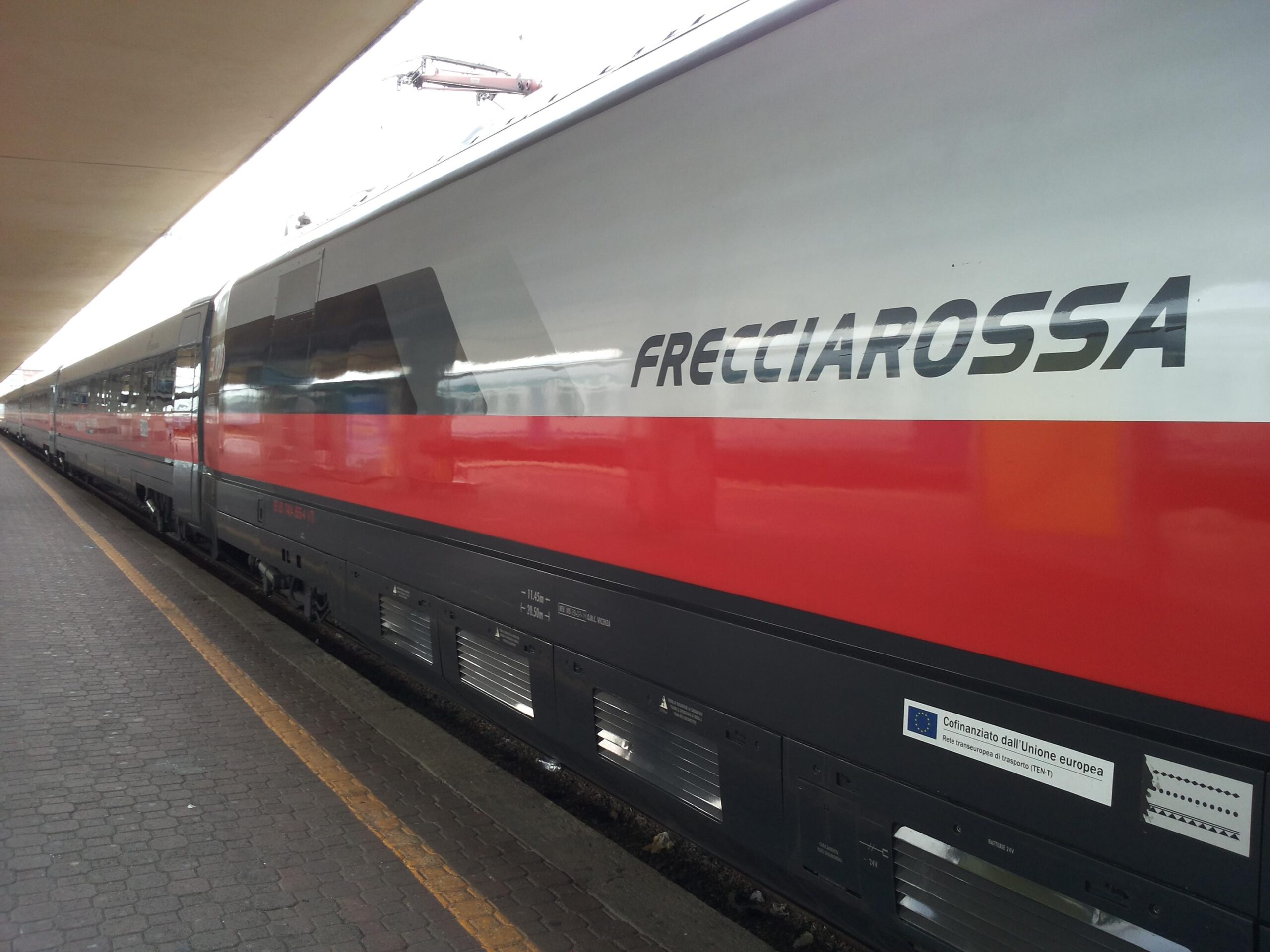 🔵 TRENITALIA; incontro inconveniente ETR 500 Montemarciano