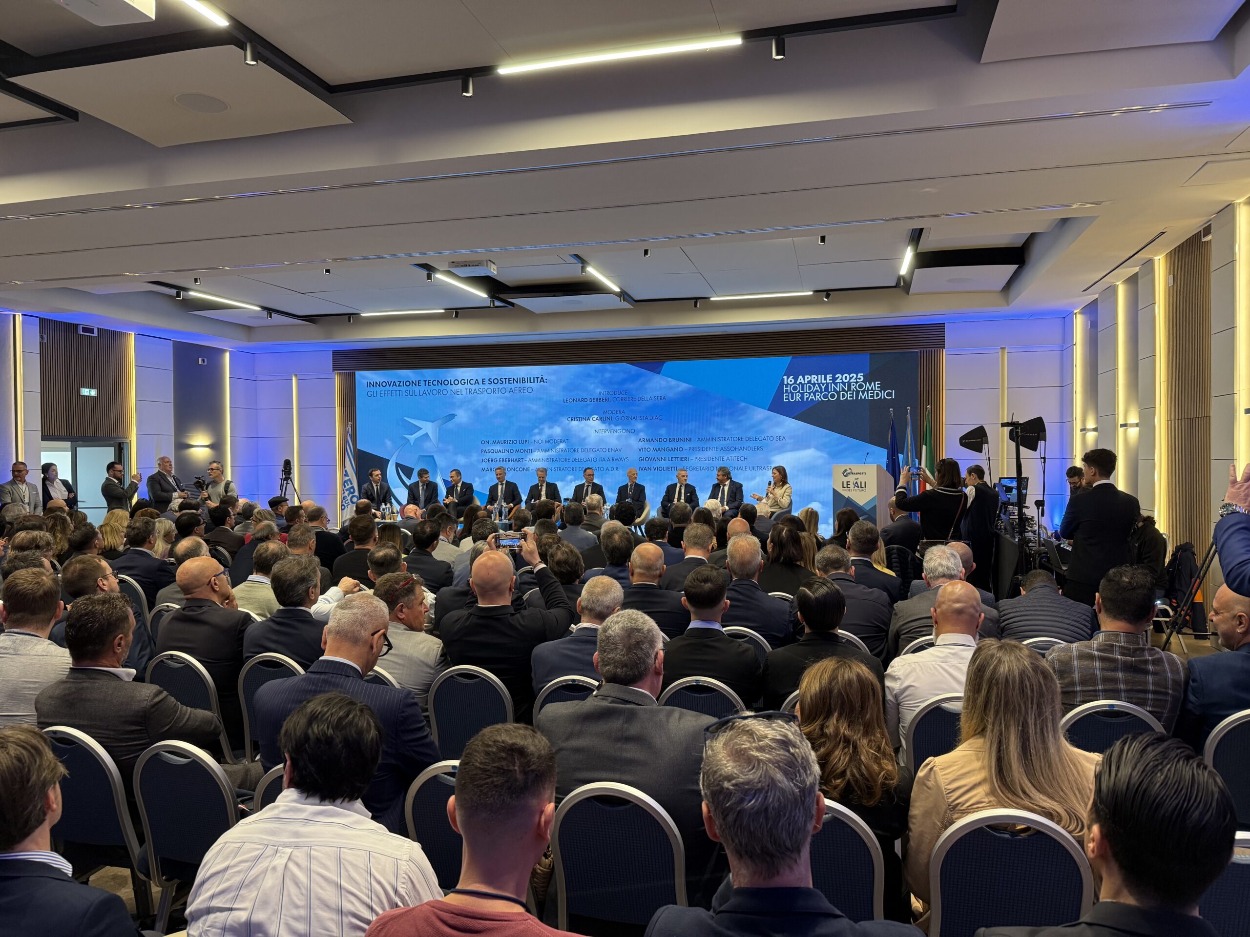 Trasporto Aereo: “Le ali del futuro” un convegno della Uiltrasporti sulle sfide  presenti e future del settore