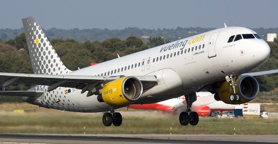 Vueling: Uiltrasporti, Scongiurati i licenziamenti collettivi, ma resta alta l'attenzione sul personale Assistenti di Volo
